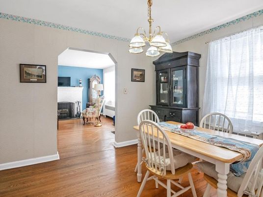 Chandelier, Dining room, Fireplace, Interior, Wood Texture Flooring