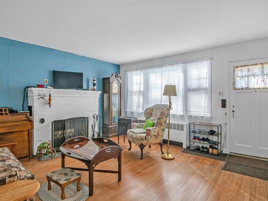 Fireplace, Interior, Piano, Wood Texture Flooring