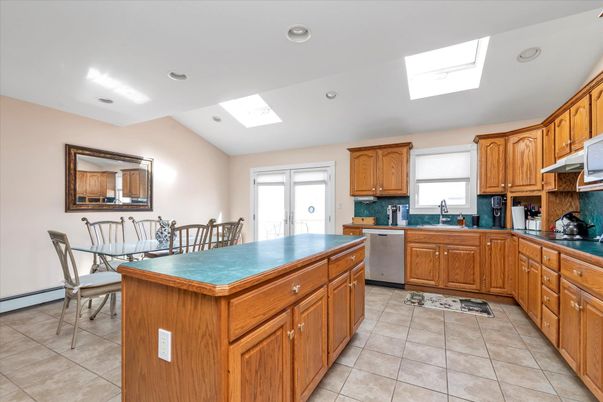 Dining room, Interior, Kitchen, Recessed Lighting