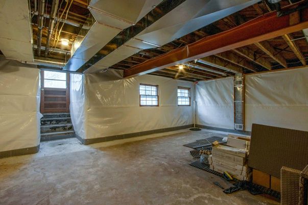 Empty room, Interior, Wooden Beams