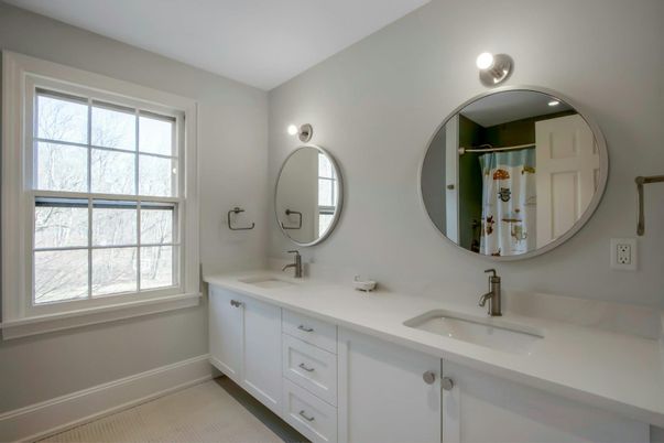 Bathroom, Dual Sink Vanities, Interior