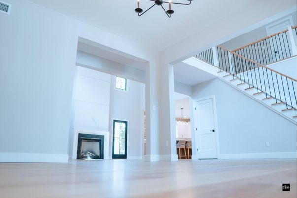 Chandelier, Fireplace, Interior, Pendant Lights, Wood Texture Flooring