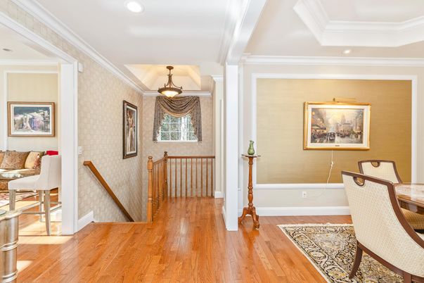Interior, Pendant Lights, Recessed Lighting, Wood Texture Flooring