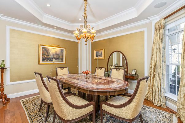 Chandelier, Dining room, Interior, Recessed Lighting, Wood Texture Flooring