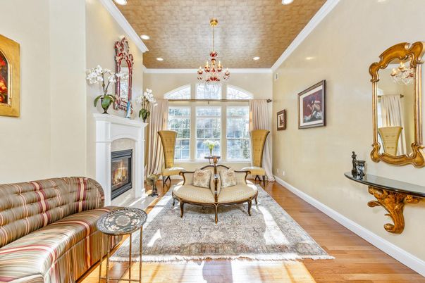 Chandelier, Fireplace, Interior, Recessed Lighting, Wood Texture Flooring