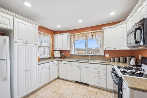 Interior, Kitchen, Recessed Lighting