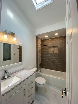 Bathroom, Interior, Marble, Recessed Lighting