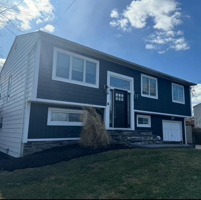 Attached, Exterior, Facade, Raised Ranch