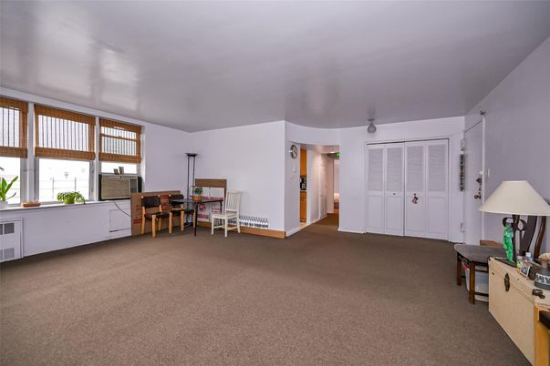 Dining room, Interior