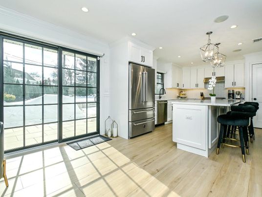 Chandelier, Interior, Kitchen, Pendant Lights, Recessed Lighting, Stainless Steel Appliances, Wood Texture Flooring