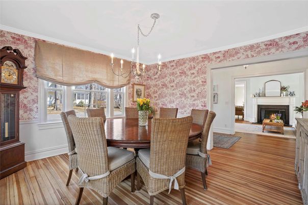 Chandelier, Dining room, Fireplace, Interior, Wood Texture Flooring