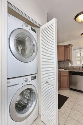 Interior, Utility Closets, Washer