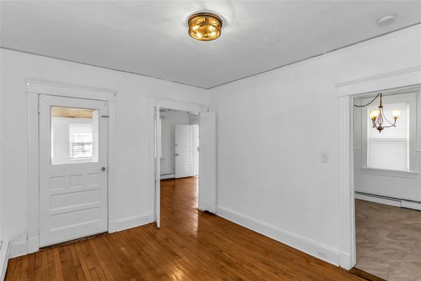 Chandelier, Empty room, Interior, Wood Texture Flooring