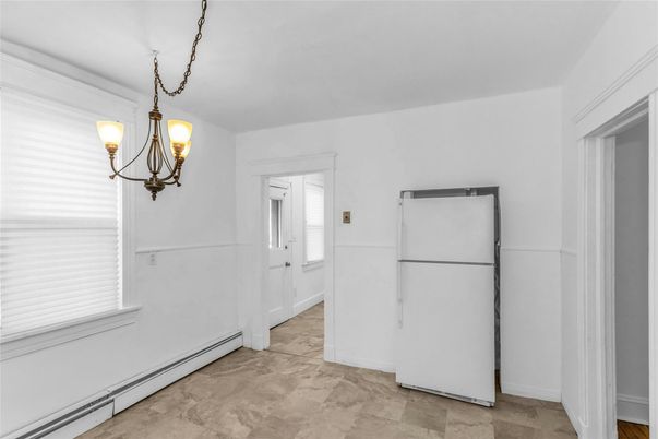 Chandelier, Interior, Pendant Lights