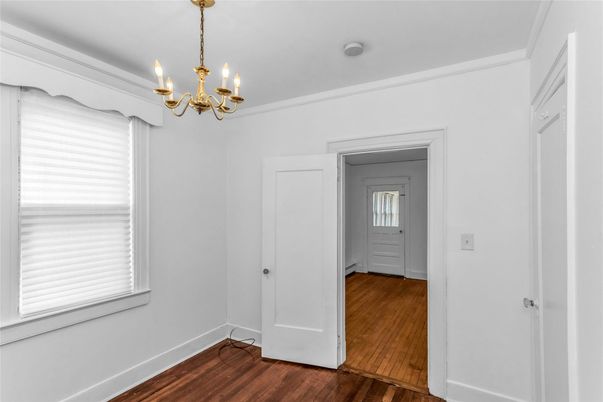Chandelier, Empty room, Interior, Wood Texture Flooring