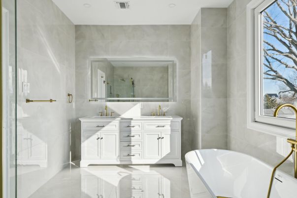 Bathroom, Dual Sink Vanities, Free Standing Baths, Interior, Recessed Lighting