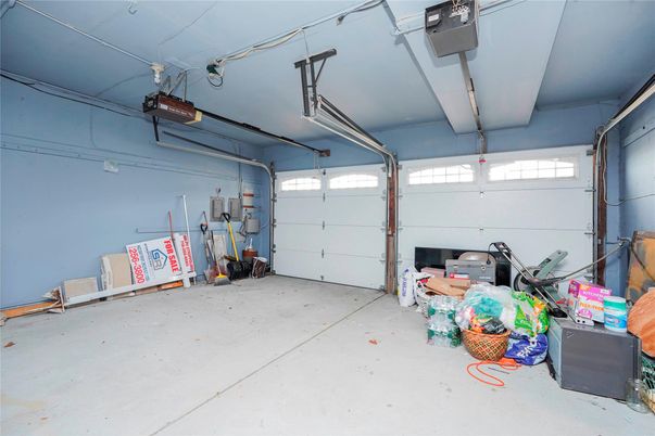 Garage, Interior