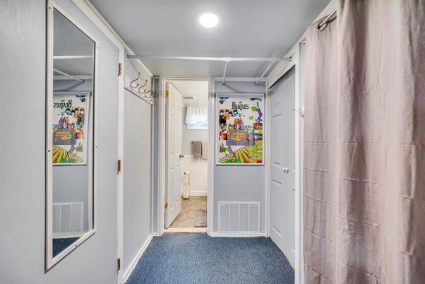 Interior, Recessed Lighting