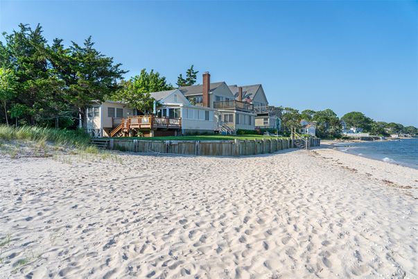 Backyard, Exterior, Lake