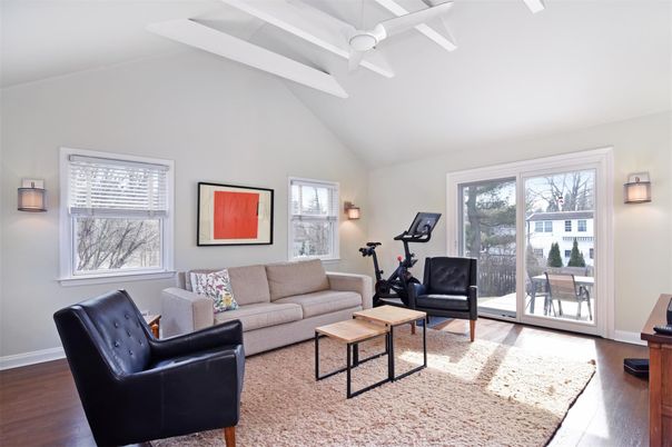 Fitness Equipment, Interior, Living room, Wood Texture Flooring
