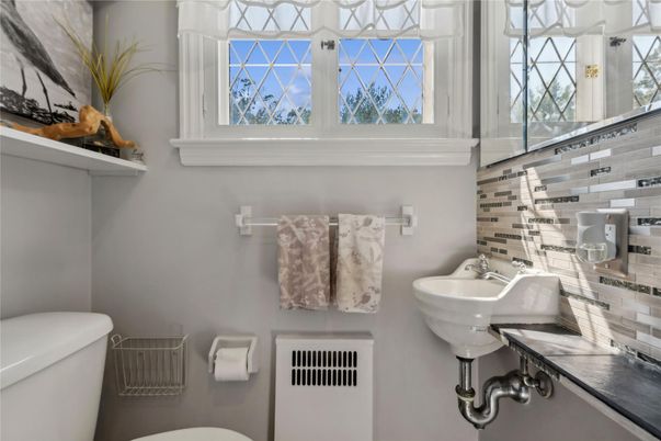 Bathroom, Interior
