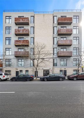 Exterior, Facade, Condo Building