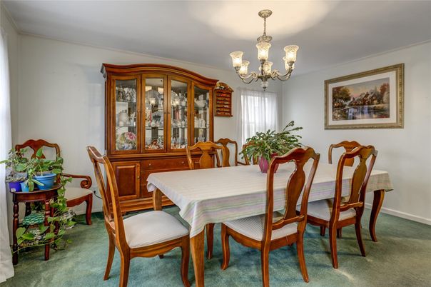 Chandelier, Dining room, Interior