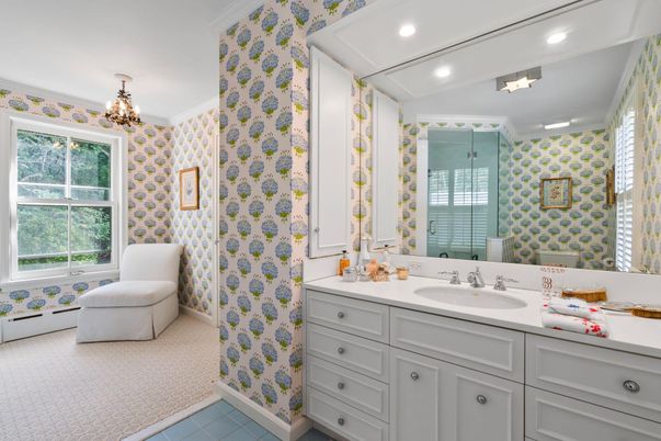 Bathroom, Interior, Recessed Lighting