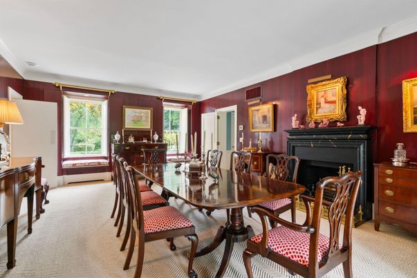 Dining room, Fireplace, Interior