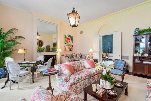 Fireplace, Interior, Living room, Pendant Lights