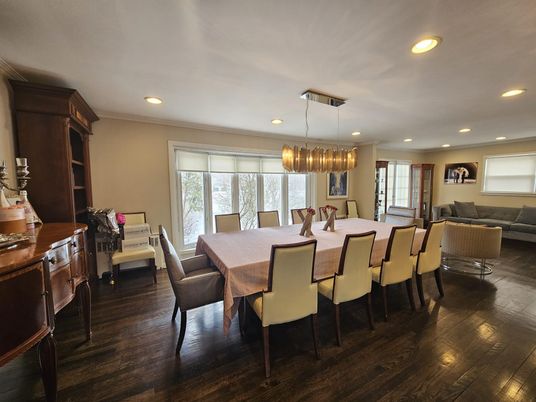 Dining room, Interior, Living room, Pendant Lights, Recessed Lighting, Wood Texture Flooring