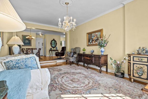 Chandelier, Dining room, Interior, Living room, Wood Texture Flooring