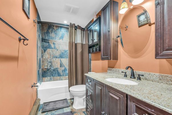 Bathroom, Interior, Recessed Lighting