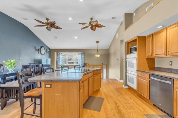 Dining room, Interior, Kitchen, Pendant Lights, Recessed Lighting, Wood Texture Flooring