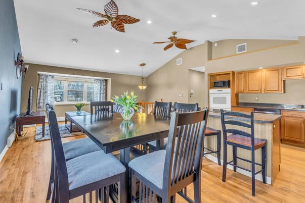 Dining room, Interior, Kitchen, Pendant Lights, Recessed Lighting, Wood Texture Flooring