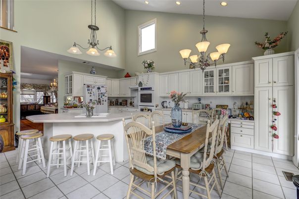 Chandelier, Dining room, Interior, Kitchen, Pendant Lights, Recessed Lighting