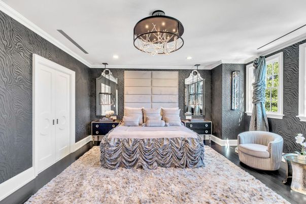 Bedroom, Chandelier, Interior, Pendant Lights, Recessed Lighting, Wood Texture Flooring