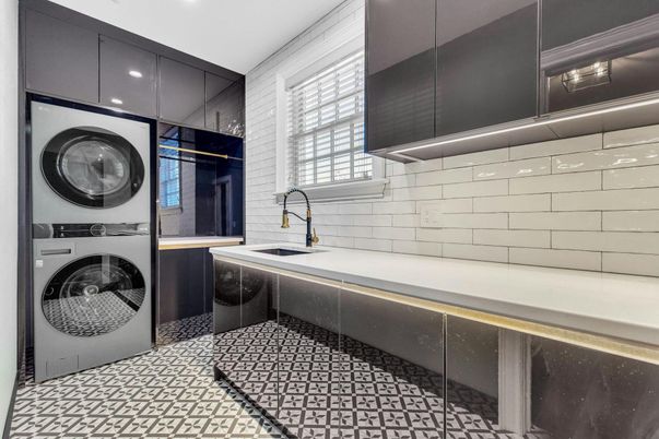 Interior, Recessed Lighting, Utility Closets, Washer