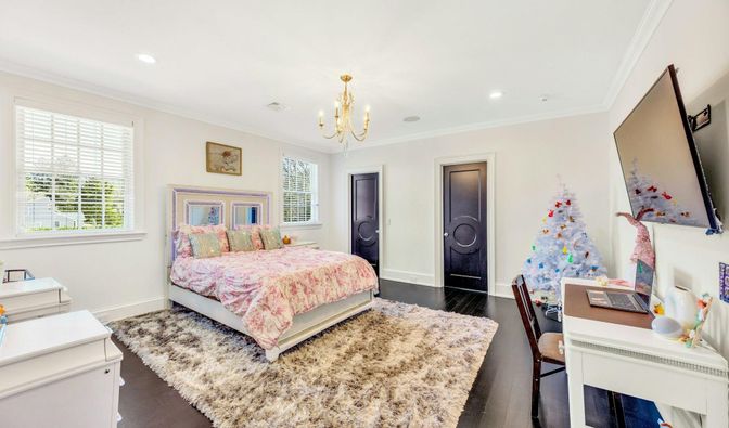 Bedroom, Chandelier, Interior, Recessed Lighting, Wood Texture Flooring