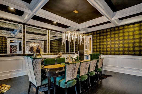 Chandelier, Dining room, Interior, Recessed Lighting, Wood Texture Flooring