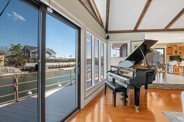 Interior, Piano, Water, Wooden Beams, Wood Texture Flooring