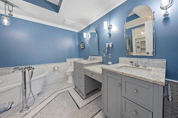 Bathroom, Dual Sink Vanities, Interior
