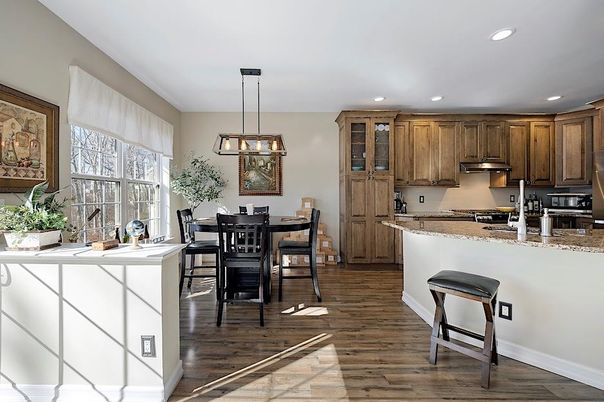 Dining room, Interior, Kitchen, Pendant Lights, Recessed Lighting, Wood Texture Flooring