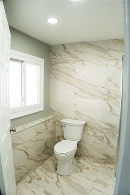 Bathroom, Interior, Marble, Marble Walls, Recessed Lighting