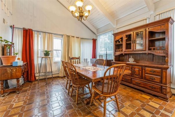 Chandelier, Dining room, Interior
