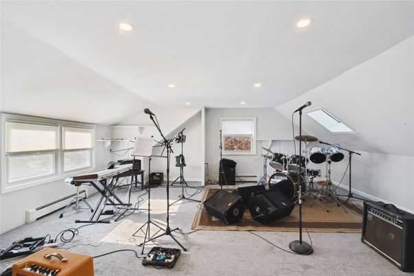 Fitness Equipment, Interior, Recessed Lighting