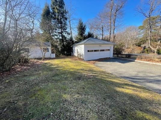 Backyard, Detached Garage, Exterior