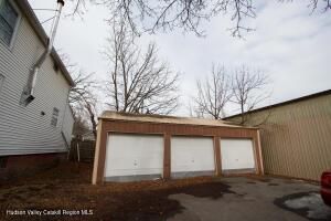 Detached Garage, Exterior