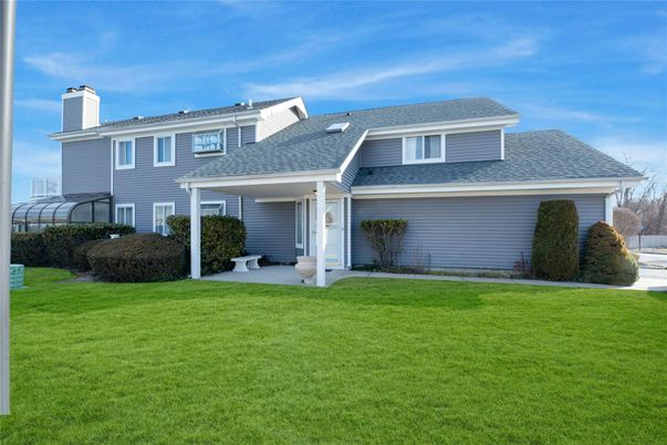 Attached, Backyard, Exterior, Facade, Split Level