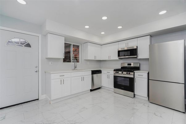 Interior, Kitchen, Marble, Recessed Lighting, Stainless Steel Appliances